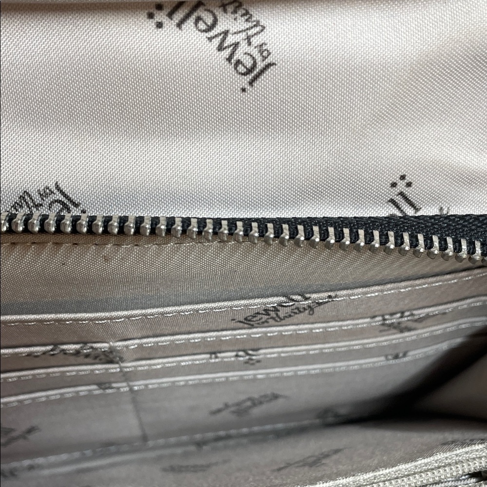 Jewel Thirty-One Chevron Pattern Black & White Wristlet Clutch with Beaded Strap - Picture 3 of 7